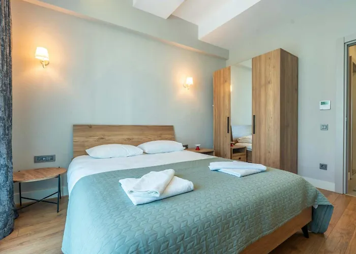 Snitch Sirius Luxury Residence With Pool Spa Appartamento *