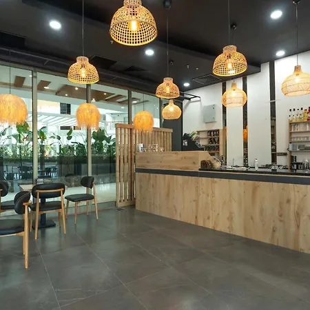 شقة Luxury In Sirius Town Pool &