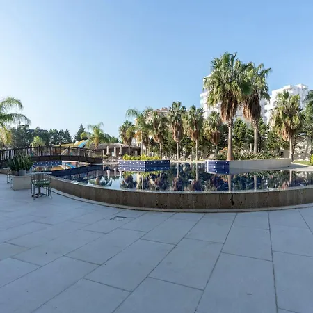 Διαμέρισμα Luxury In Sirius Town Pool & *